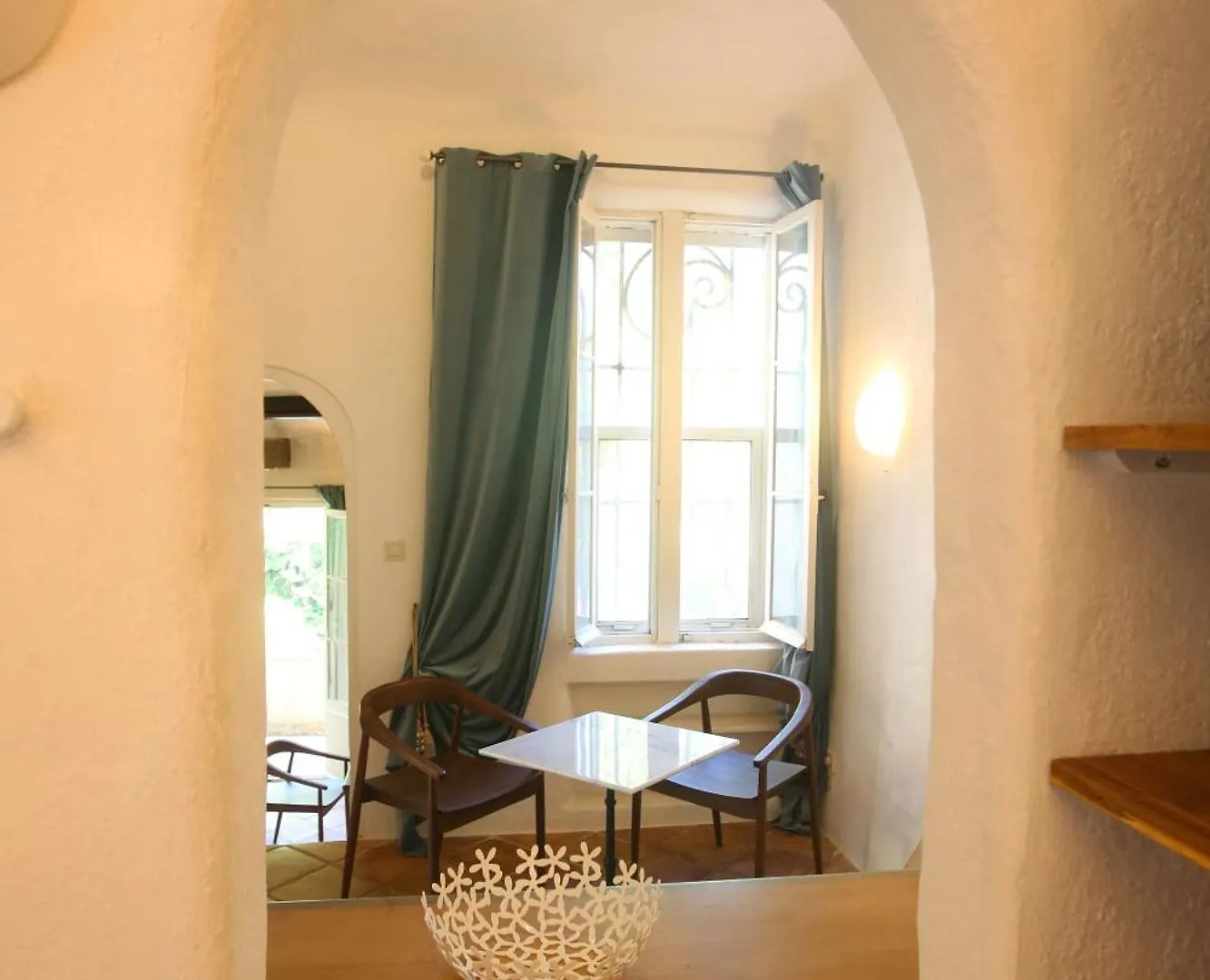 La Suite Du Clos De La Tour Cassis 0*,  France